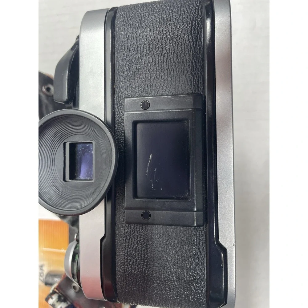 Canon AE-1 Program 35mm SLR Camera 50mm 1:1.8 Canon Lens 1:4.0 Lens Flash Works!